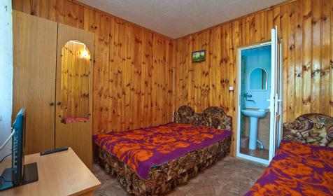 Трехместный номер стандарт. Гостевой дом Лика-Ника, г. Сочи, Лазаревский район, п. Лоо