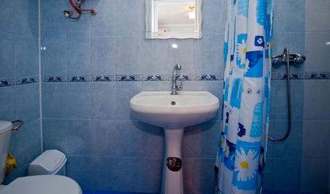 Трехместный эконом. Частный дом Отдых у Эдуарда, г. Сочи, Лазаревский район, п. Лоо