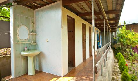 Двухместный эконом. Гостевой дом В Вишневке, пос. Вишневка