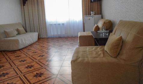 Двухкомнатный улучшенный Люкс. Гостевой дом Дельфин, г. Адлер