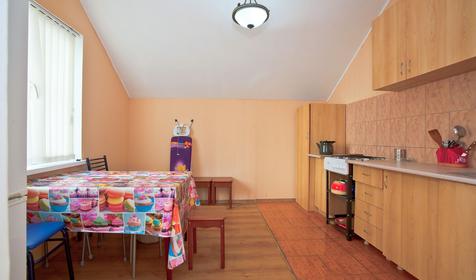 Трехместный номер, гостевой дом Акварель, г. Анапа, п. Джемете