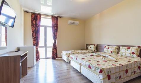 Трехместный. Гостевой дом Анфиса, г. Геленджик, с. Кабардинка