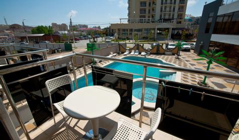 Балкон. Люкс четырехместный. Гостевой дом Дольче Вита, г. Анапа, п. Витязево