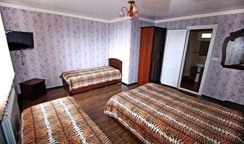 Четырехместный стандарт. Гостевой дом Анна, пос. Лоо