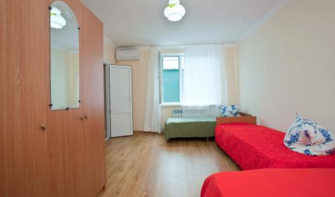 Двухуровневые апартаменты. Гостевой дом На Октябрьской, Геленджик