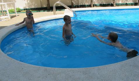 Гостевой дом Семейный, г. Геленджик, мкр. Голубая бухта