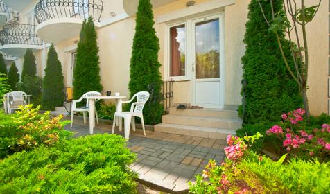 Гостевой дом Золотой каштан, г. Геленджик, с. Архипо-Осиповка