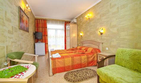 Двухкомнатный люкс. Гостиница Прометей, Корпус 3, г. Геленджик, с. Дивноморское