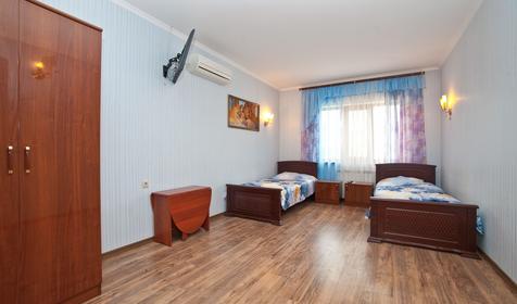 Люкс двухкомнатный. Гостиница Вероника, г. Геленджик, с. Кабардинка