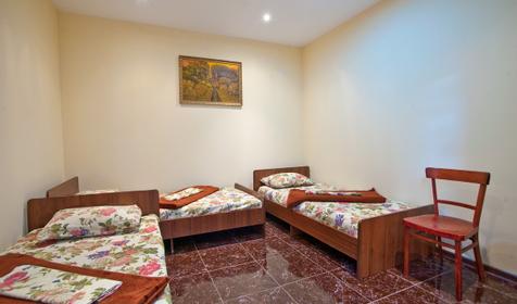 Трехместный стандарт. Частная гостиница На Горной, с. Кабардинка