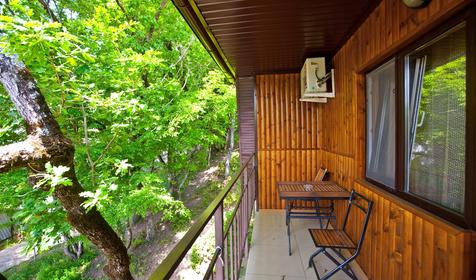 Балкон номера. Туристическая база отдыха Нефтяник, Туапсинский район, п. Бухта Инал