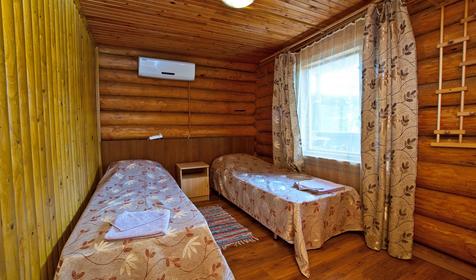 Двухкомнатный номер ПК. Туристическая база отдыха Нефтяник, Туапсинский район, п. Бухта Инал