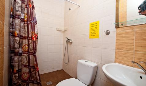 Двухкомнатный номер ПК с балконом. Туристическая база отдыха Нефтяник, Туапсинский район, п. Бухта Инал