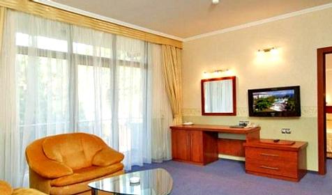 Люкс двухместный двухкомнатный 3*. SPA Hotel & Wellness Приморье, г. Геленджик