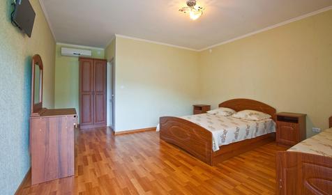 Трехместный комфорт. Гостиница Олеся, Туапсинский район, п. Дедеркой