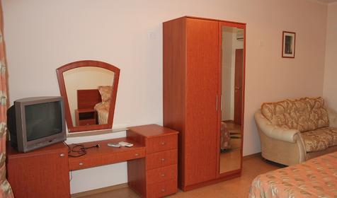 Двухкомнатный двухэтажный люкс. Отель Паллада, г. Анапа