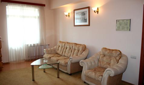 Двухкомнатный двухэтажный люкс. Отель Паллада, г. Анапа