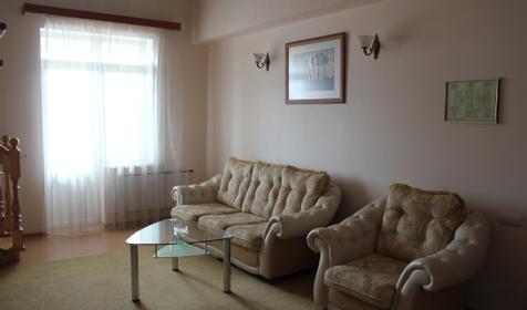 Трехкомнатный двухэтажный люкс. Отель Паллада, г. Анапа