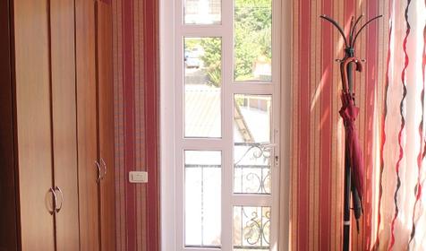 Гостевой дом "Домик на Акциях", г. Адлер