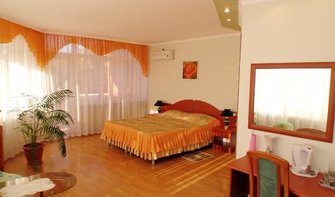 Свадебный, коттедж Райский уголок, г. Геленджик