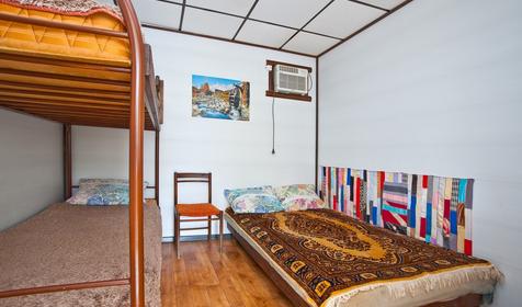 Четырехместный эконом. Гостевой дом Персиковая поляна, пос. Архипо-Осиповка