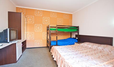 Четырехместный номер. Гостиница Пилигрим, г. Геленджик, с. Архиро-Осиповка