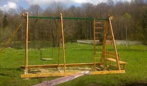 База отдыха Пихтовый бор, Апшеронский район, 15-й километр дороги Даховская-Лаго-Наки