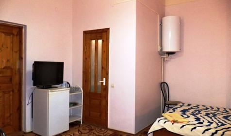 Двухместный стандарт. Гостевой дом Эврика, г. Геленджик