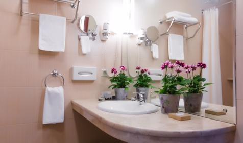 Стандартный номер с двумя кроватями. Гостиница Интурист, г. Краснодар