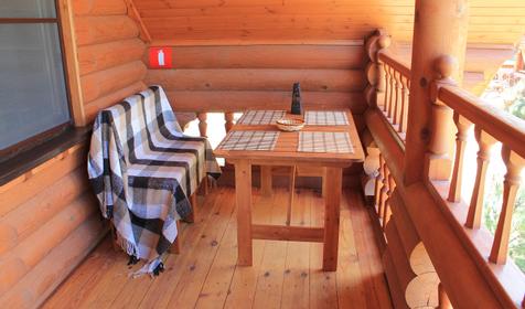 Студия четырехместная в срубе. Туристический комплекс Белая река, Майкопский район, ст. Даховская