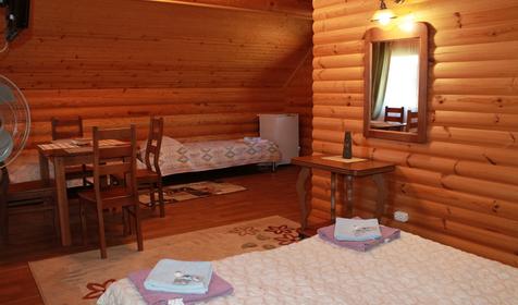 Студия четырехместная в срубе. Туристический комплекс Белая река, Майкопский район, ст. Даховская