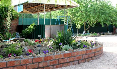 Частная мини-база отдыха Солнечная, ст. Должанская