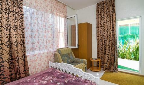 Двухместный стандарт (№102). Отель Три И, г. Сочи, Лазаревский район, п. Лоо