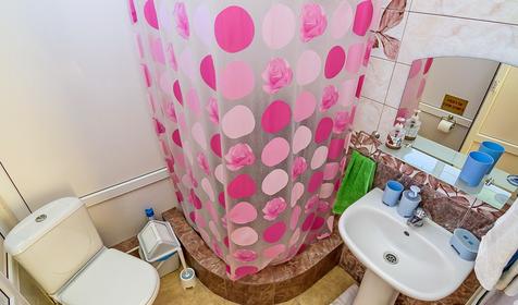 Трехместный стандарт (№106). Отель Три И, г. Сочи, Лазаревский район, п. Лоо