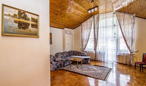 Двухкомнатный номер отеля-пансионата Пенаты, г. Сочи, Лазаревский район, п. Лоо