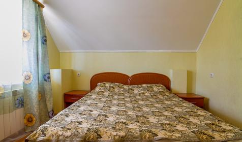 Трехместный номер. Гостевой дом Акватория, г. Сочи, Лазаревский район, п. Лазаревское