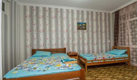 Четырехместный Стандарт двухместный. Гостевой дом по ул. Пролетарская 22, г. Сочи, п. Лазаревское