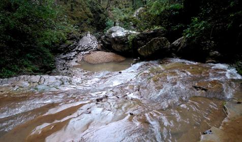 Водопады Руфабго
