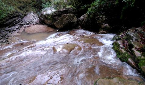 Водопады Руфабго