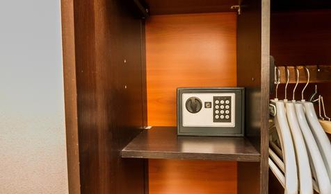 Стандарт трехместный. Гостиница Добрые традиции, г. Краснодар