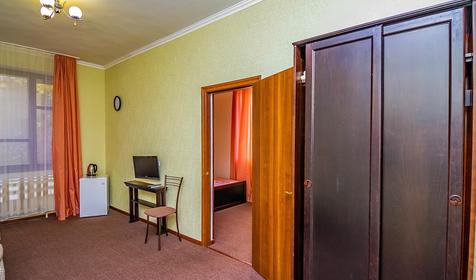 Улучшенный двухместный. Гостиница Добрые традиции, г. Краснодар