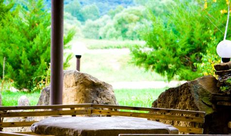 Летник. Ресторанно-гостиничный комплекс Очаровательная полянка, г. Горячий Ключ