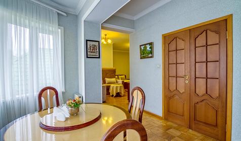 Студия. Гостинично-ресторанный комплекс Версаль, г. Краснодар