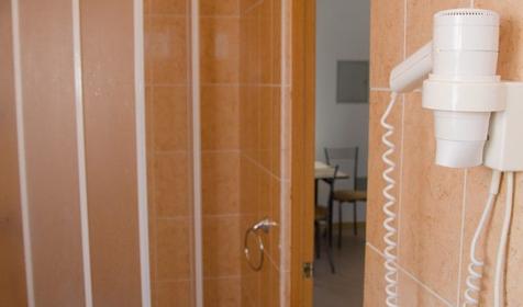 Таунхаус трехместный двухуровневый. База отдыха Казачий берег, Ейский район, ст. Должанская, Коса Долгая