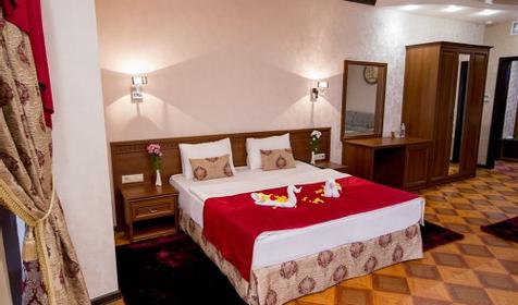 Shine House (Шайн Хаус)