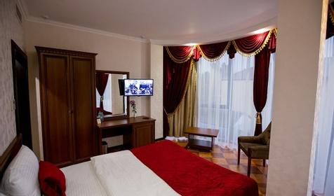 Shine House (Шайн Хаус)