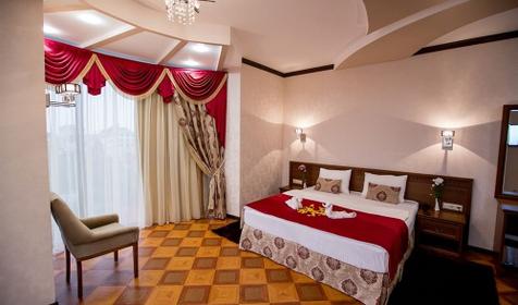 Shine House (Шайн Хаус)