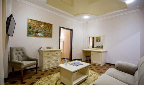 Shine House (Шайн Хаус)