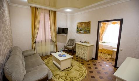 Shine House (Шайн Хаус)