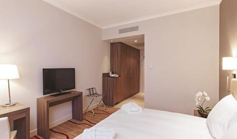 Отель Courtyard by Marriott Sochi (Кортъярд Марриот Сочи). Сочи, Красная Поляна